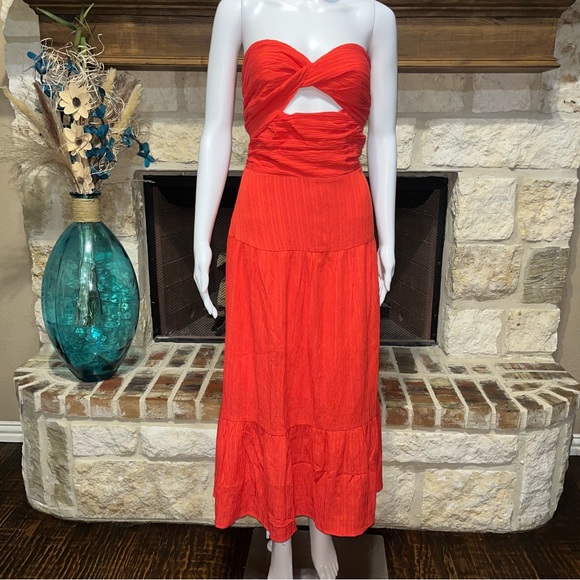 THML Josie Red Strapless Midi Dress with Bow Detail Size XL - Picture 2 of 16